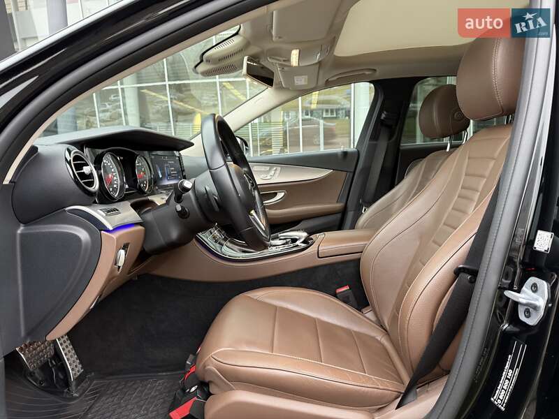 Седан Mercedes-Benz E-Class 2018 в Киеве