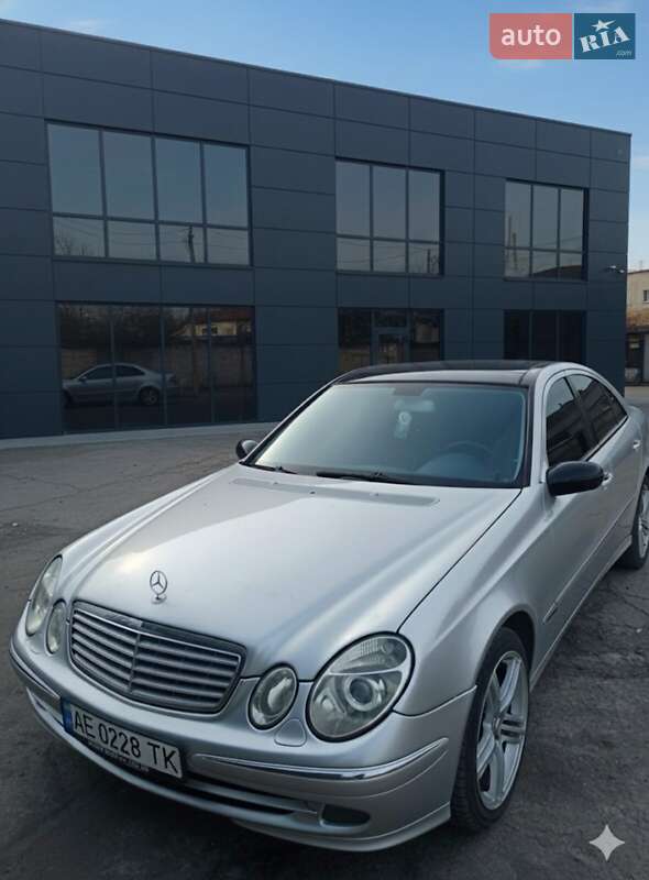 Mercedes-Benz E-Class 2003 Mercedes-Benz E-Class 2003