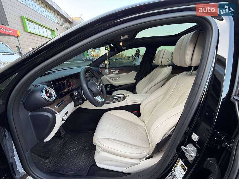 Седан Mercedes-Benz E-Class 2018 в Кривом Роге