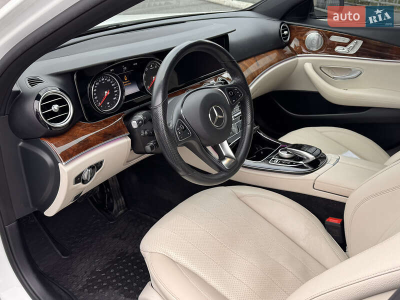 Седан Mercedes-Benz E-Class 2017 в Виннице