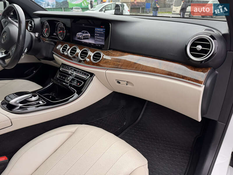 Седан Mercedes-Benz E-Class 2017 в Виннице
