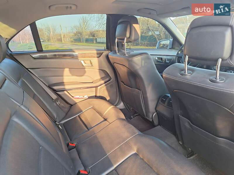 Седан Mercedes-Benz E-Class 2013 в Николаеве
