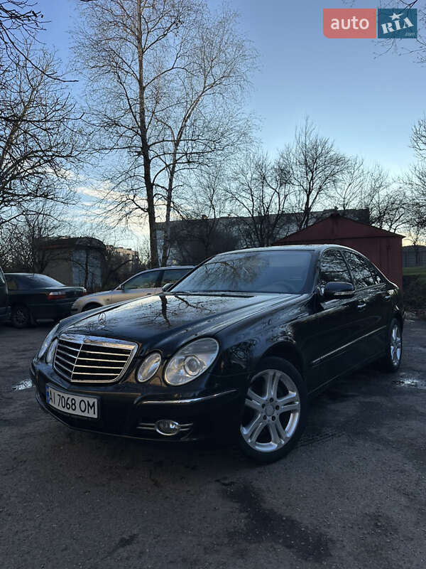 Седан Mercedes-Benz E-Class 2008 в Смеле