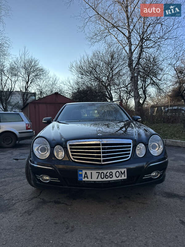 Седан Mercedes-Benz E-Class 2008 в Смеле