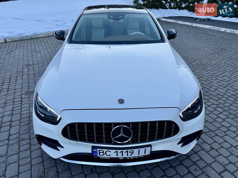 Седан Mercedes-Benz E-Class 2019 в Львові