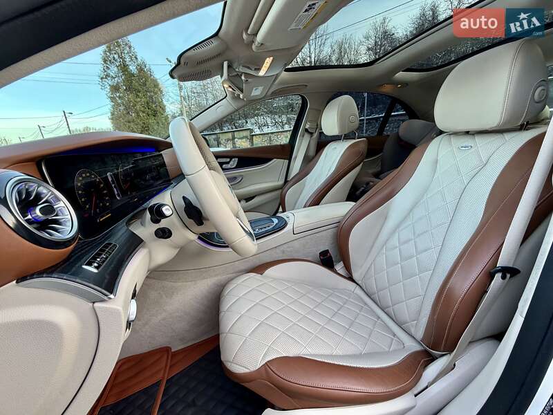 Седан Mercedes-Benz E-Class 2019 в Львові