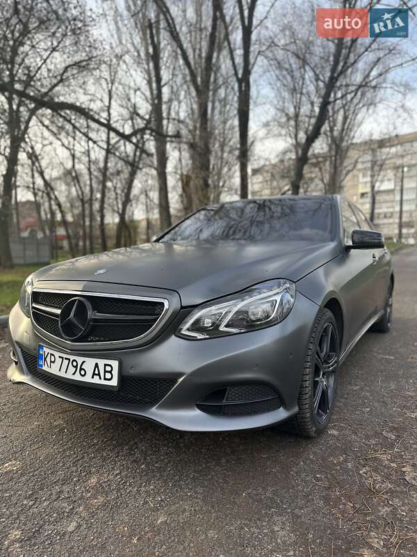 Седан Mercedes-Benz E-Class 2013 в Запоріжжі
