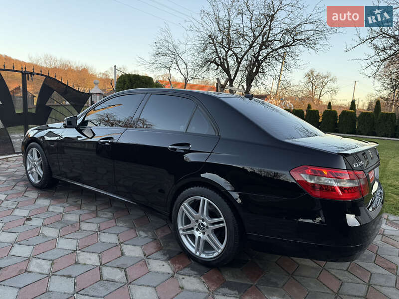 Седан Mercedes-Benz E-Class 2009 в Коломые