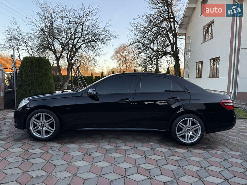 Седан Mercedes-Benz E-Class 2009 в Коломые