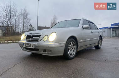 Седан Mercedes-Benz E-Class 2000 в Костополе
