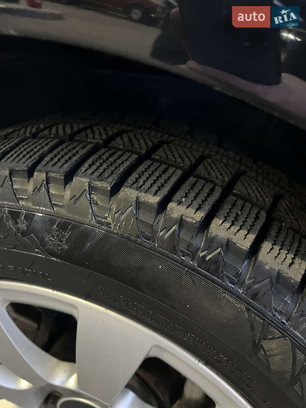 Седан Mercedes-Benz E-Class 2011 в Одесі