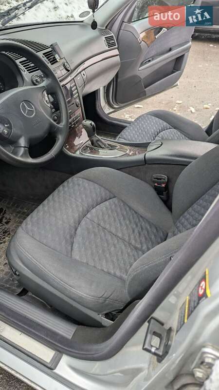 Седан Mercedes-Benz E-Class 2003 в Луцьку
