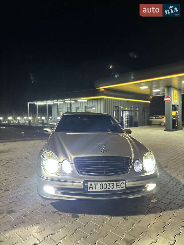 Седан Mercedes-Benz E-Class 2005 в Косові