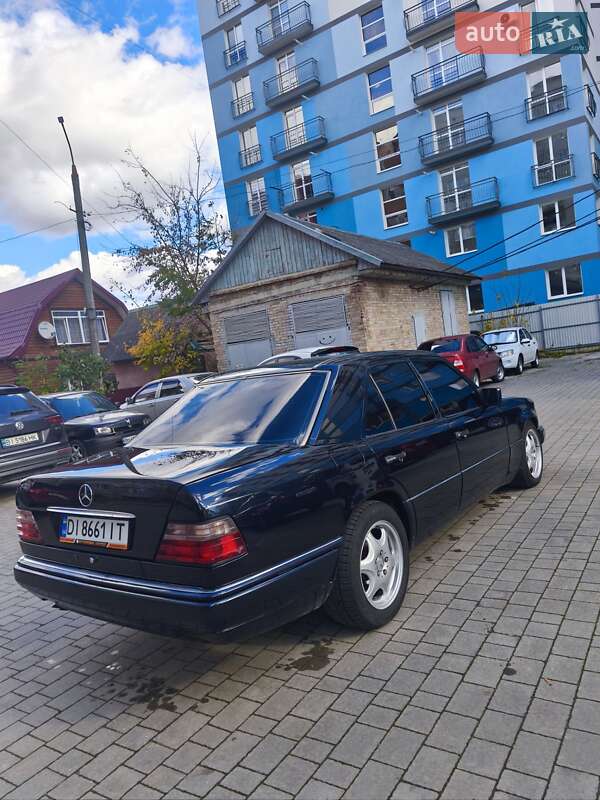 Седан Mercedes-Benz E-Class 1994 в Коломые