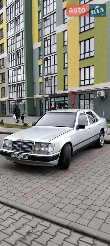 Седан Mercedes-Benz E-Class 1988 в Тернополі фото 2 Седан Mercedes-Benz E-Class 1988 в Тернополі