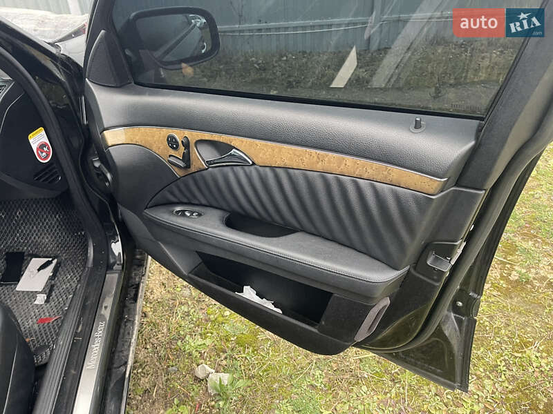 Седан Mercedes-Benz E-Class 2007 в Тернополі