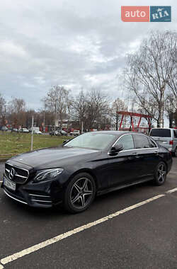 Седан Mercedes-Benz E-Class 2016 в Львові