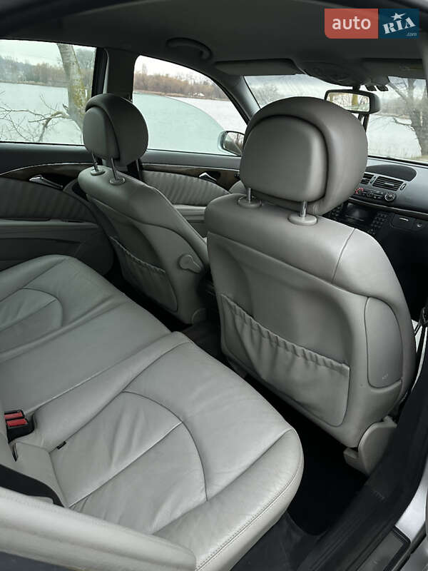 Седан Mercedes-Benz E-Class 2003 в Василькові