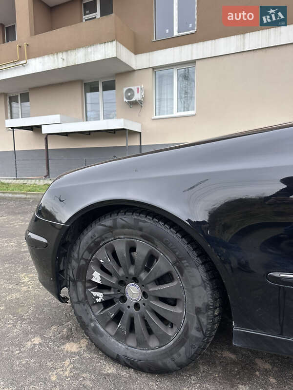 Седан Mercedes-Benz E-Class 2003 в Вышгороде