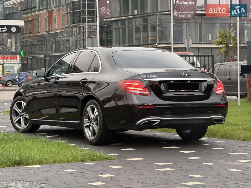 Седан Mercedes-Benz E-Class 2019 в Ужгороді