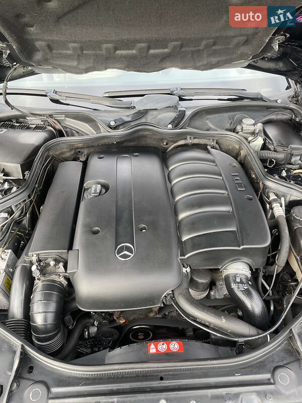 Седан Mercedes-Benz E-Class 2004 в Буську