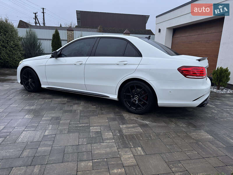 Седан Mercedes-Benz E-Class 2013 в Охтирці