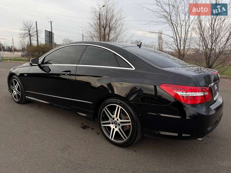 Купе Mercedes-Benz E-Class 2010 в Кривому Розі