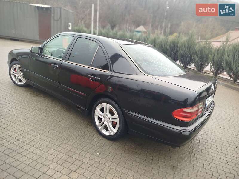 Седан Mercedes-Benz E-Class 2002 в Полтаві