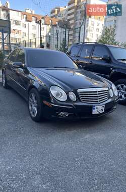 Седан Mercedes-Benz E-Class 2007 в Вишневом