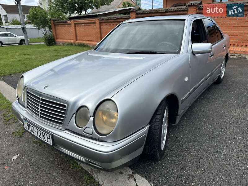 Седан Mercedes-Benz E-Class 1999 в Киеве фото 3 Седан Mercedes-Benz E-Class 1999 в Киеве