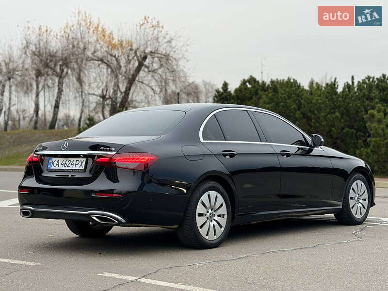 Седан Mercedes-Benz E-Class 2021 в Києві