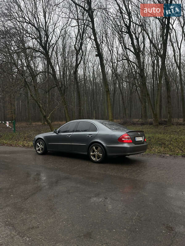 Седан Mercedes-Benz E-Class 2006 в Вінниці