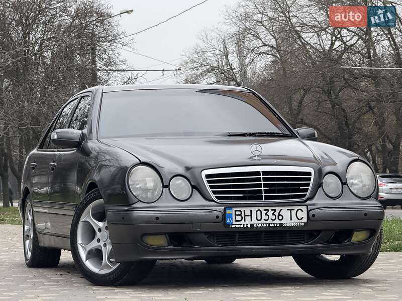 Седан Mercedes-Benz E-Class 2000 в Одессе