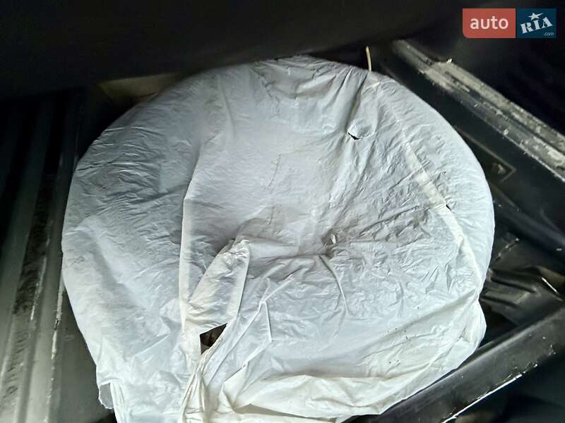 Седан Mercedes-Benz E-Class 2000 в Одессе