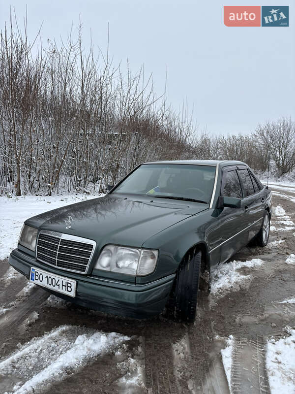 Седан Mercedes-Benz E-Class 1995 в Тернополе