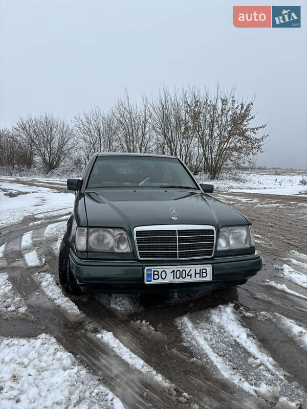 Седан Mercedes-Benz E-Class 1995 в Тернополе