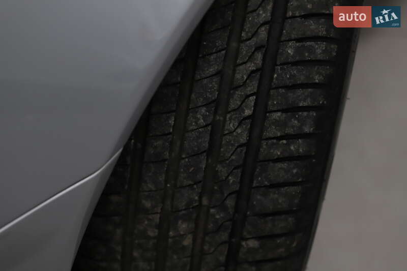 Седан Mercedes-Benz E-Class 2008 в Дрогобичі