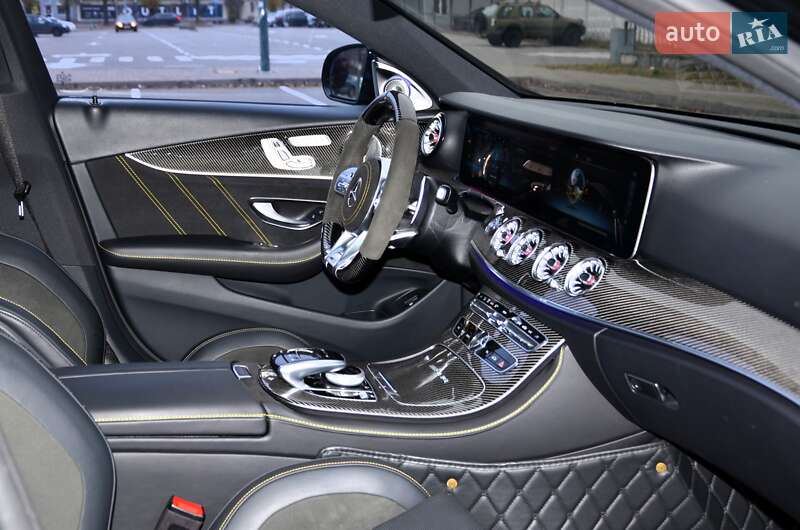 Седан Mercedes-Benz E-Class 2019 в Киеве