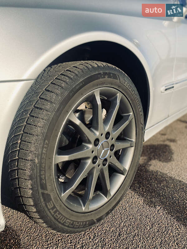 Седан Mercedes-Benz E-Class 2008 в Вільшанці