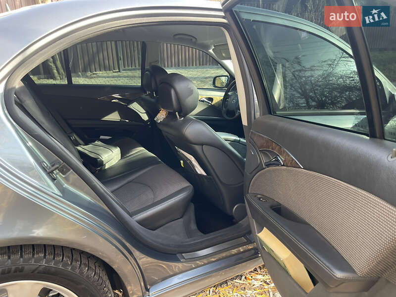 Седан Mercedes-Benz E-Class 2006 в Вінниці