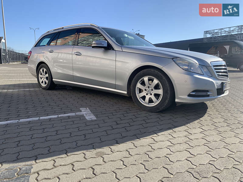 Універсал Mercedes-Benz E-Class 2013 в Коломиї