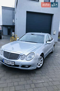 Седан Mercedes-Benz E-Class 2006 в Виноградове