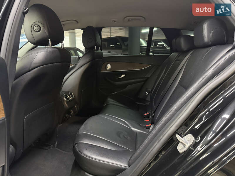 Універсал Mercedes-Benz E-Class 2018 в Одесі фото 24 Універсал Mercedes-Benz E-Class 2018 в Одесі