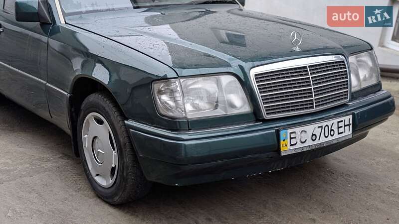 Mercedes-Benz E-Class 1995