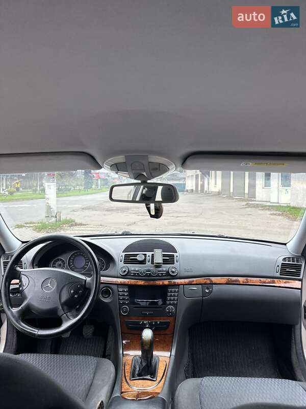 Седан Mercedes-Benz E-Class 2004 в Одесі фото 9 Седан Mercedes-Benz E-Class 2004 в Одесі