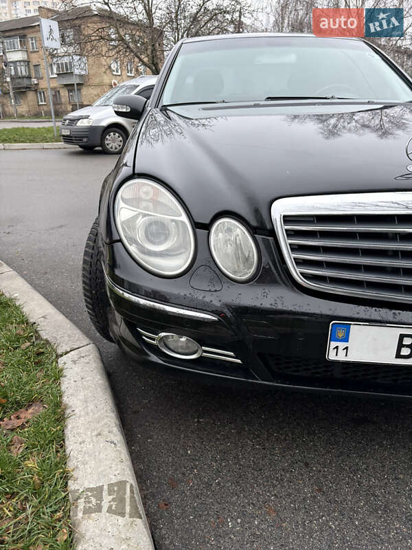 Седан Mercedes-Benz E-Class 2003 в Броварах