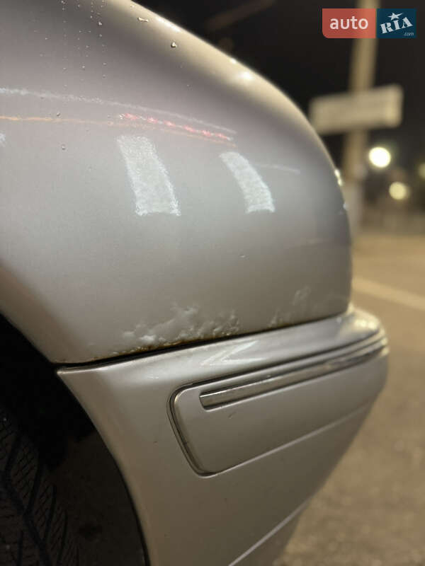 Седан Mercedes-Benz E-Class 2001 в Кривому Розі