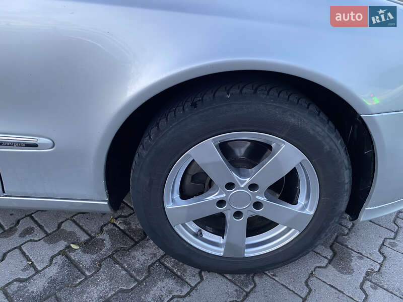 Седан Mercedes-Benz E-Class 2006 в Кіцмані