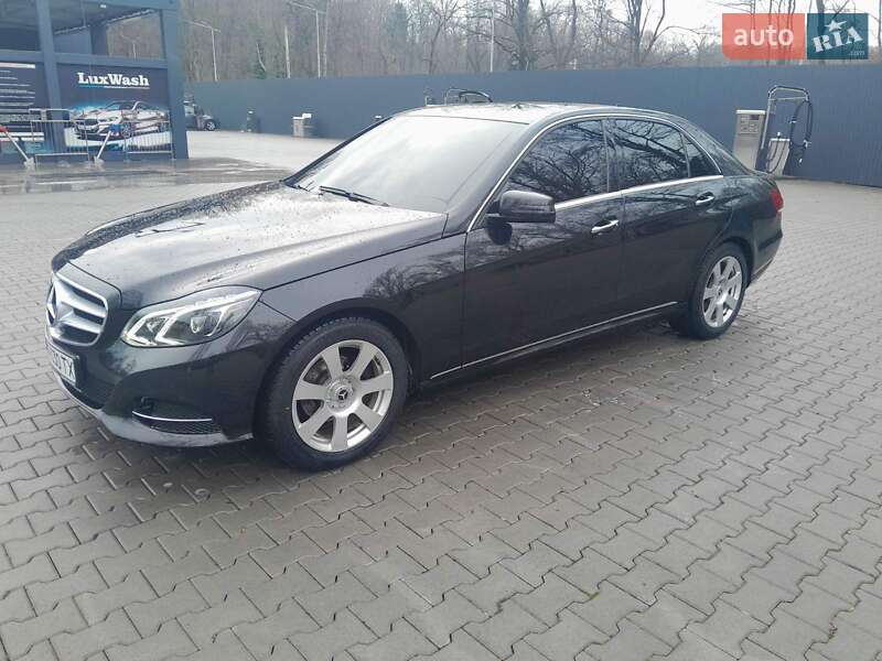 Седан Mercedes-Benz E-Class 2015 в Дрогобичі