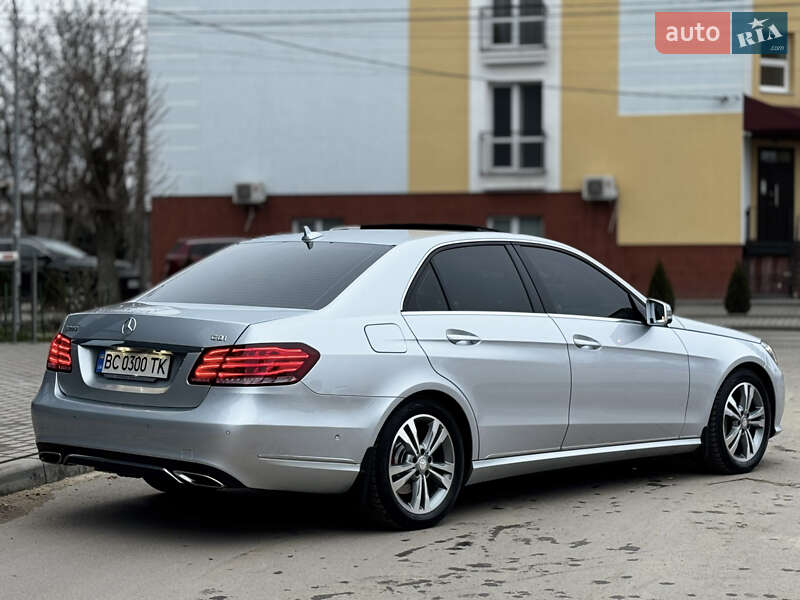 Седан Mercedes-Benz E-Class 2015 в Львові